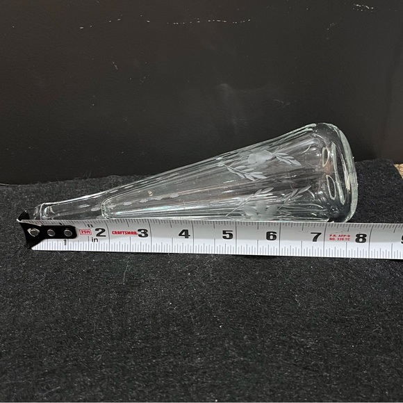 Vintage Automobile Limousine Etched Glass Bud Vase - Picture 8 of 15